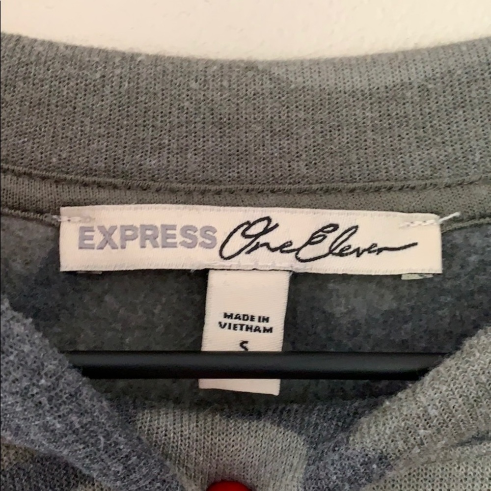 Oversized Heathered Camo Sweatshirt - Picture 3 of 8